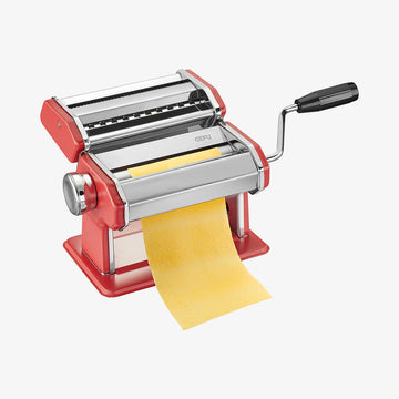 rød pastamaskine i staal